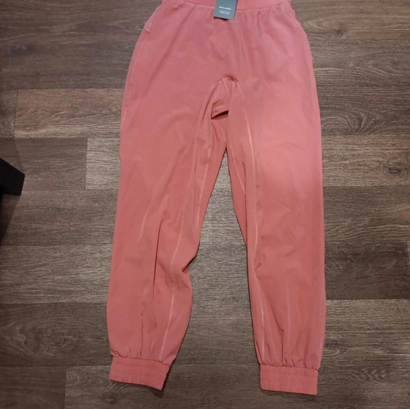 HALARA Peach Joggers Pants Size S New - Picture 2 of 5